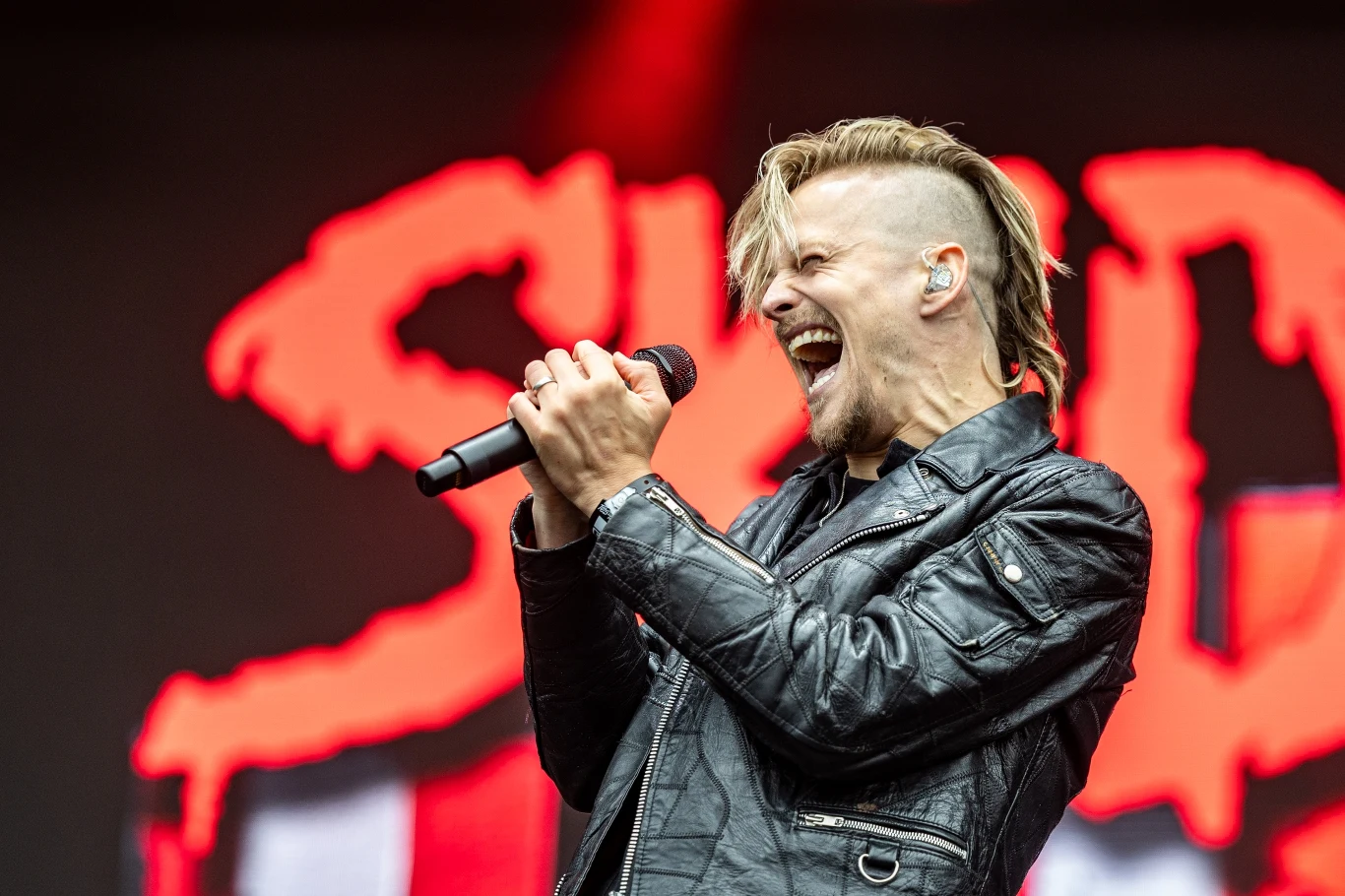 Erik Grönwall opuścił Skid Row ze względów zdrowotnych Erik Grönwall opuścił Skid Row ze względów zdrowotnych
