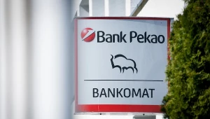 Nie ma planów sprzedaży przez PZU ani Pekao, ani Alior Banku - poinformował w Sejmie wiceminister aktywów państwowych Robert Kropiwnicki