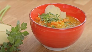 Ta zupa jest polecana paniom po 50-tce. Lekarz tłumaczy, dlaczego