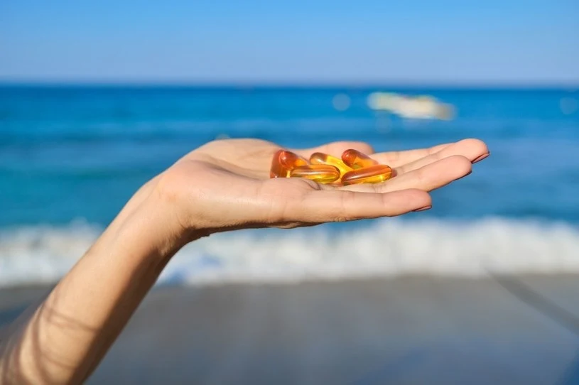 Kremy do opalania z filtrami nie blokują całkowicie syntezy witaminy D latem. Stosuj je bez obaw