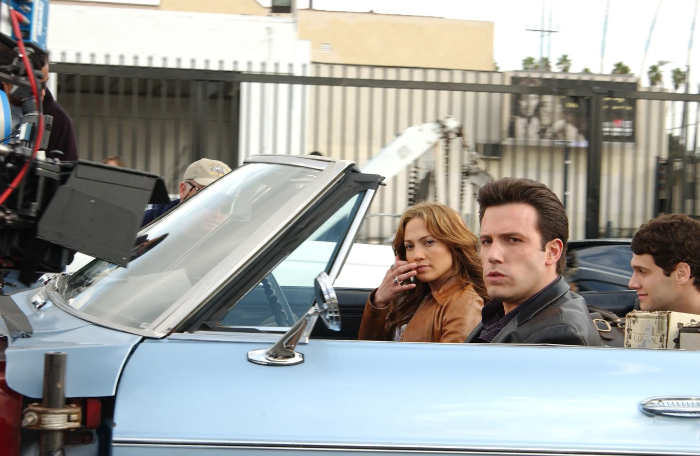 Jennifer Lopez, Ben Affleck i Justin Bartha na planie filmu "Gigli"