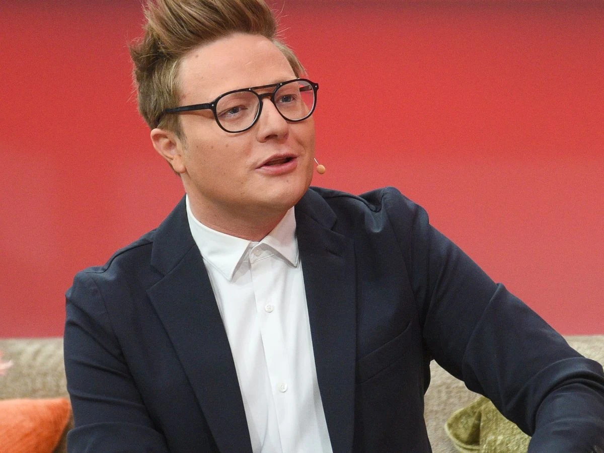 Mateusz Szymkowiak zniknął z TVP. Wiemy dlaczego Mateusz Szymkowiak zniknął z TVP. Wiemy dlaczego