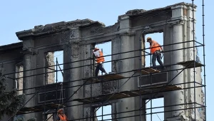 Niemiecki biznes pomaga Rosjanom. Odbudowują okupowane miasto