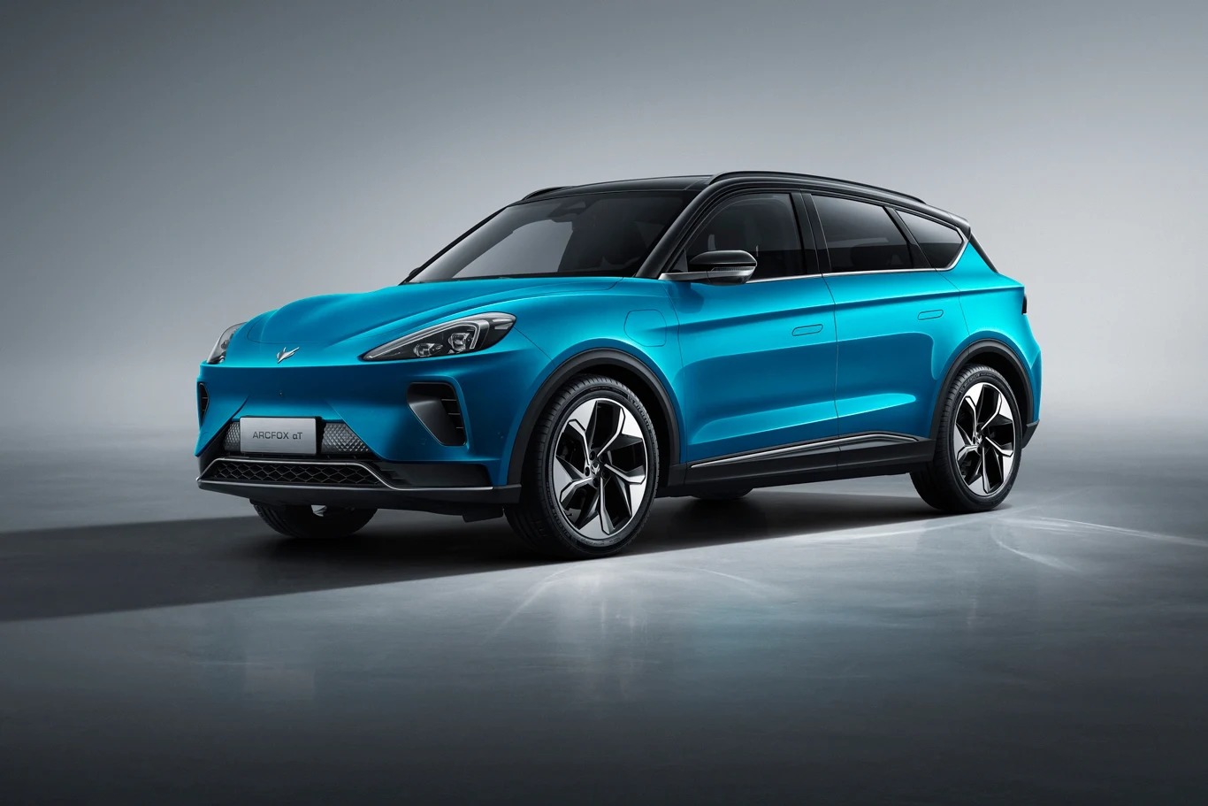 Arcfox Alpha T – SUV o wyjątkowo niskim współczynnikiem oporu powietrza Arcfox Alpha T – SUV o wyjątkowo niskim współczynnikiem oporu powietrza
