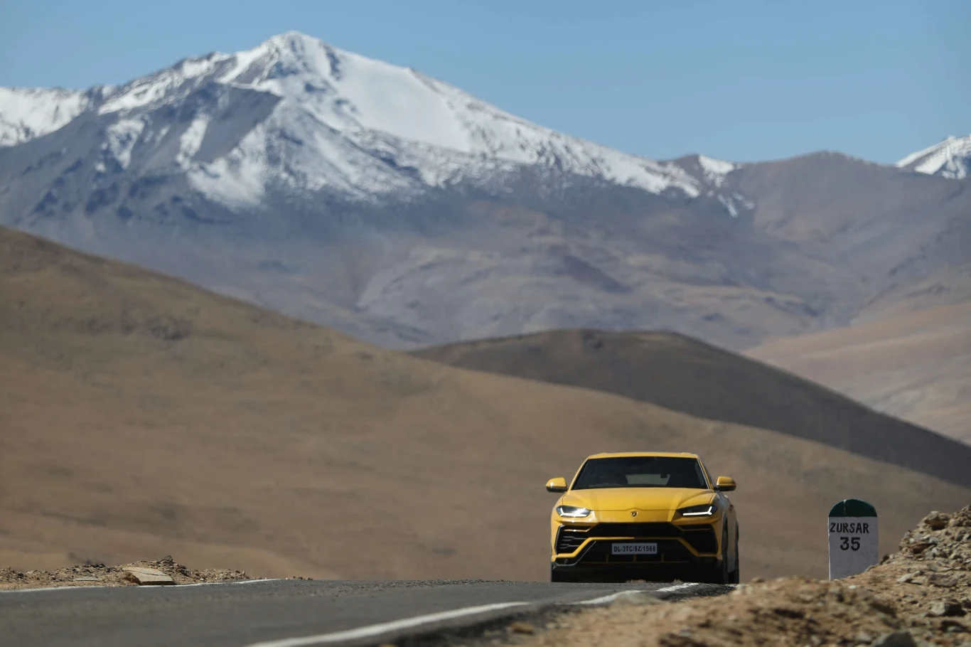 W 2021 r. Lamborghini chwaliło się przejazdem przez Umling La w wykonaniu modelu Urus