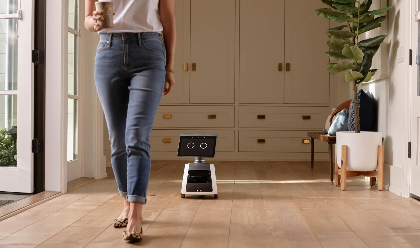 Apple wchodzi w nowy biznes. Będzie tworzyło roboty do domu. Apple wchodzi w nowy biznes. Będzie tworzyło roboty do domu.