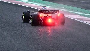 Oscar Piastri podczas deszczowego treningu w Japonii