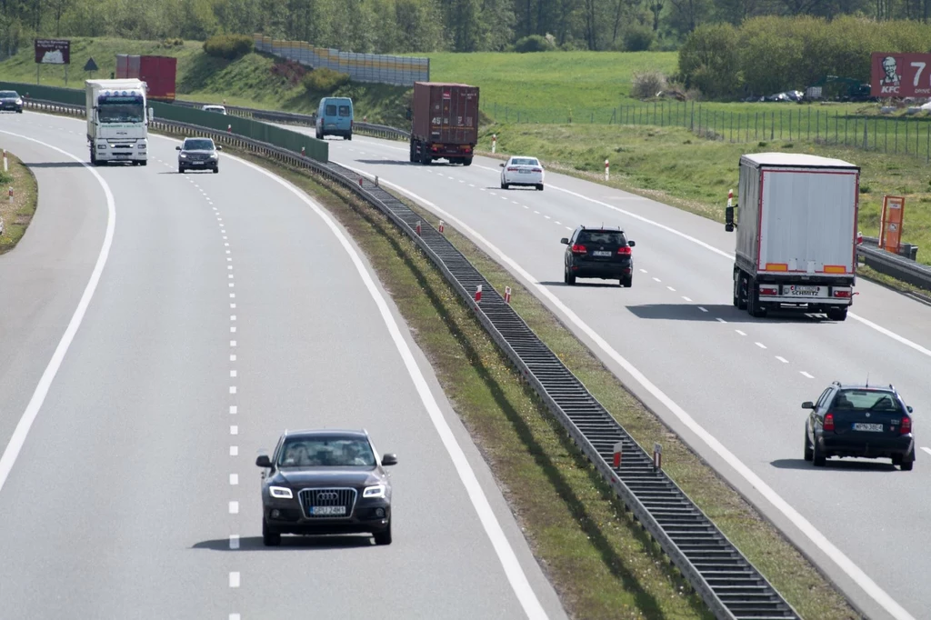 Szedł pieszo po autostradzie. Najbliższe trzy miesiące spędzi w areszcie