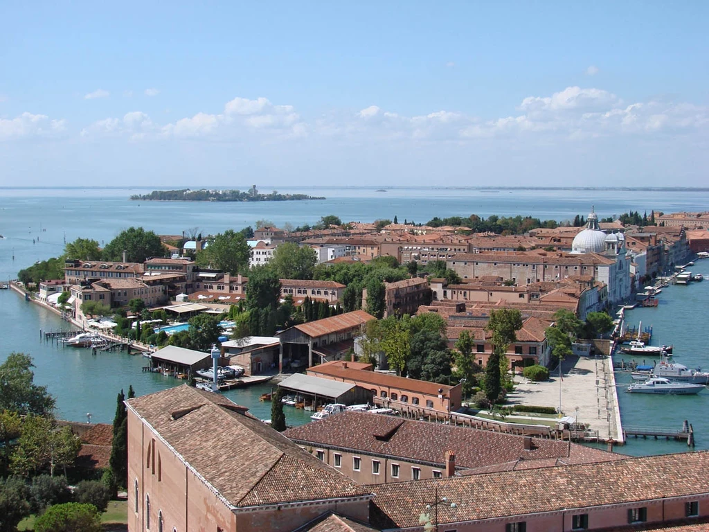 Belmond Hotel Cipriani leży na wyspie Giudecca w Wenecji.