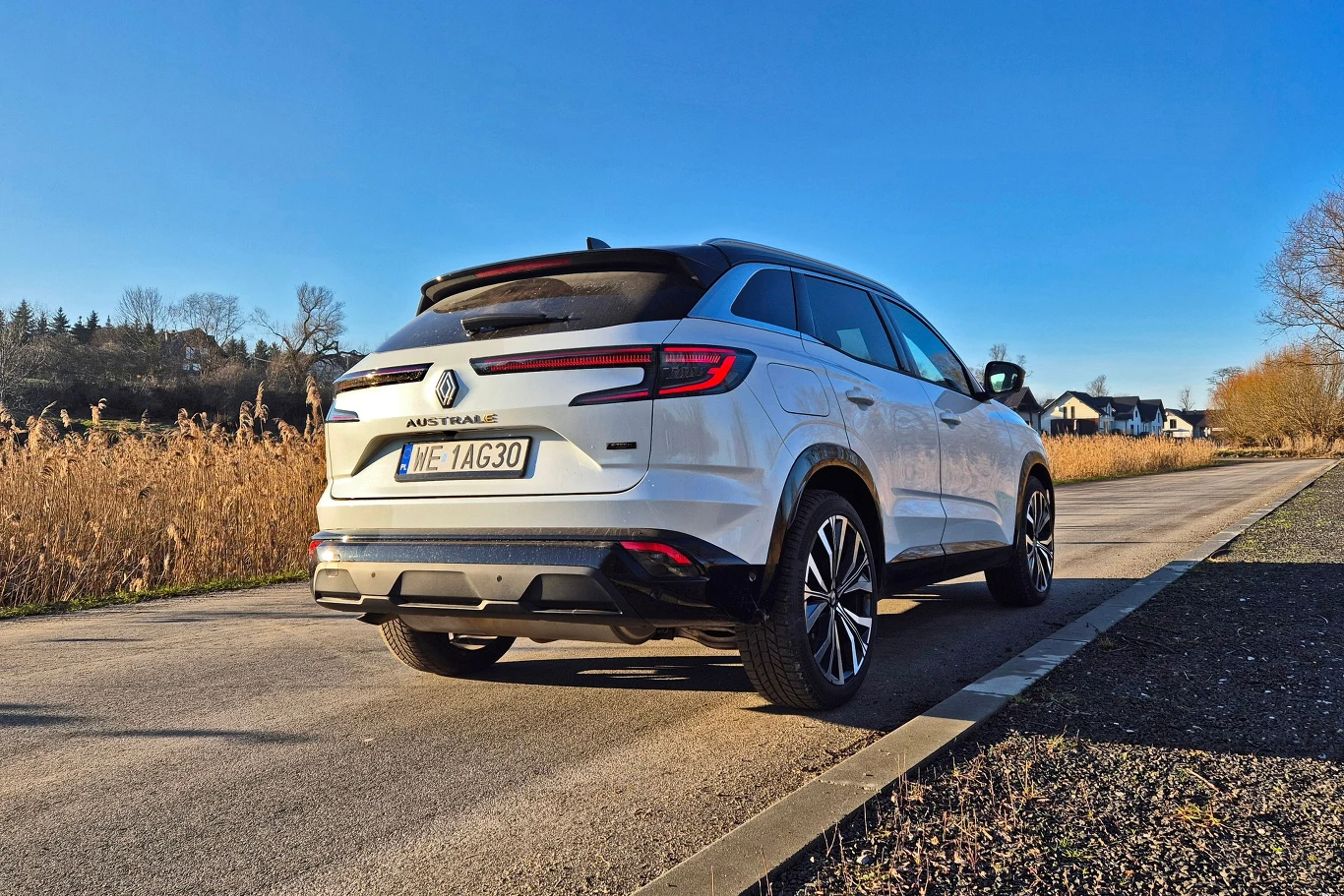 Renault Austral E-Tech to najbardziej dynamiczna wersja w gamie i najbardziej oszczędna
