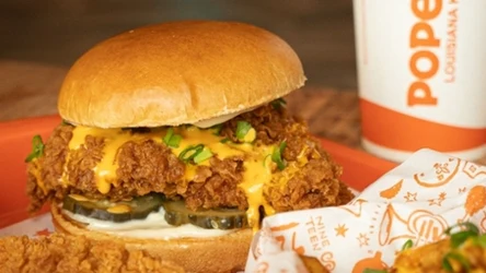 Nowa, limitowana kanapka od Popeyes! 