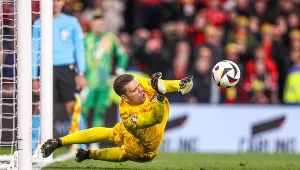 Szczęsny zaszokował. To naprawdę zrobił, gdy zniknął przed karnymi z Walią