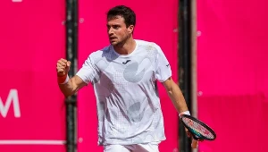 Sensacja w Estoril, obrońca tytułu za burtą. Znamy rywala Hurkacza w finale