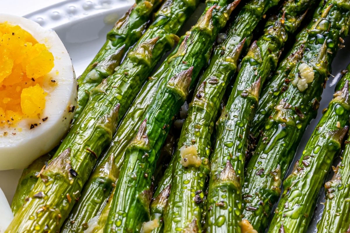 Szparagi są lekkostrawne i bardzo smaczne Szparagi są lekkostrawne i bardzo smaczne