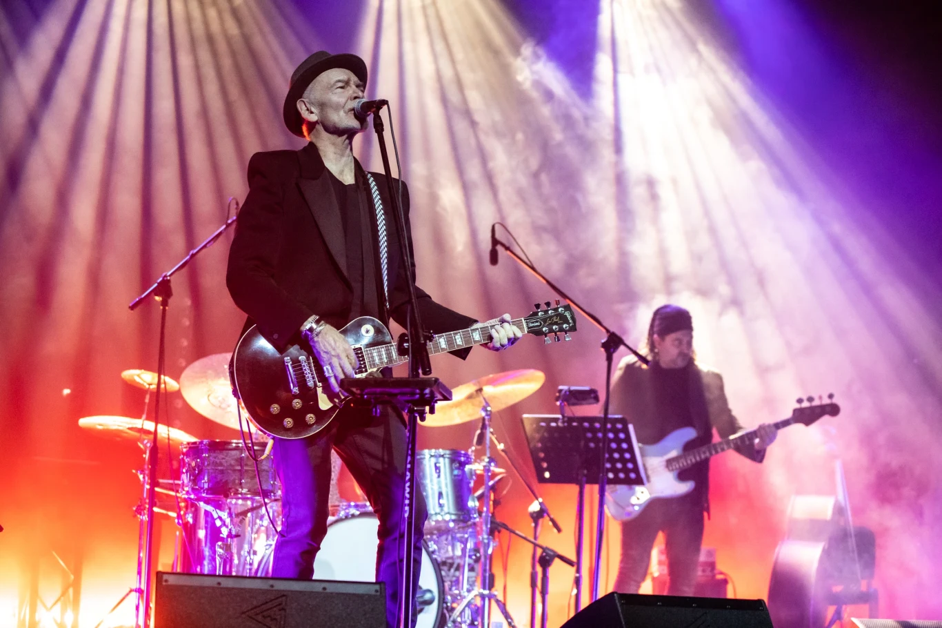 Voo Voo podczas koncertu w Krakowie Voo Voo podczas koncertu w Krakowie