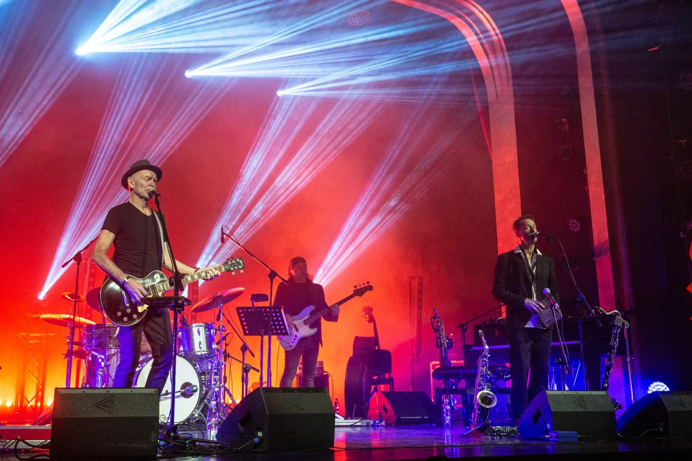 Voo Voo podczas koncertu w Krakowie Voo Voo podczas koncertu w Krakowie