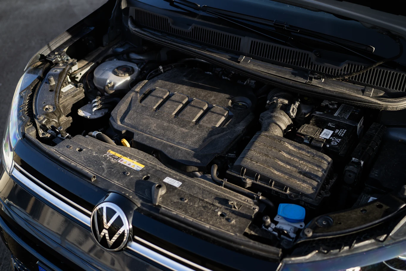 Za wprawianie Volkswagena Caddy Dark Label w ruch odpowiada dwulitrowy turbodiesel o mocy 122 KM.