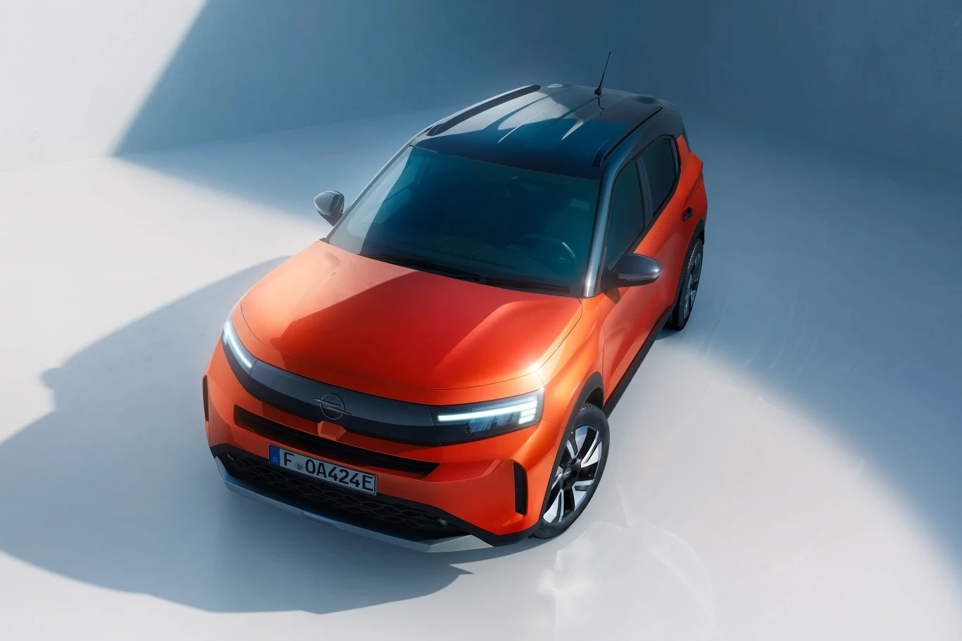 Nowy Opel Frontera dostępny będzie w wariancie elektrycznym. Oprócz tego pojawią się odmiany spalinowe z 48-woltową instalacją elektryczną. Nowy Opel Frontera dostępny będzie w wariancie elektrycznym. Oprócz tego pojawią się odmiany spalinowe z 48-woltową instalacją elektryczną.