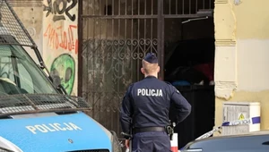 W kamienicy znaleziono cztery ciała