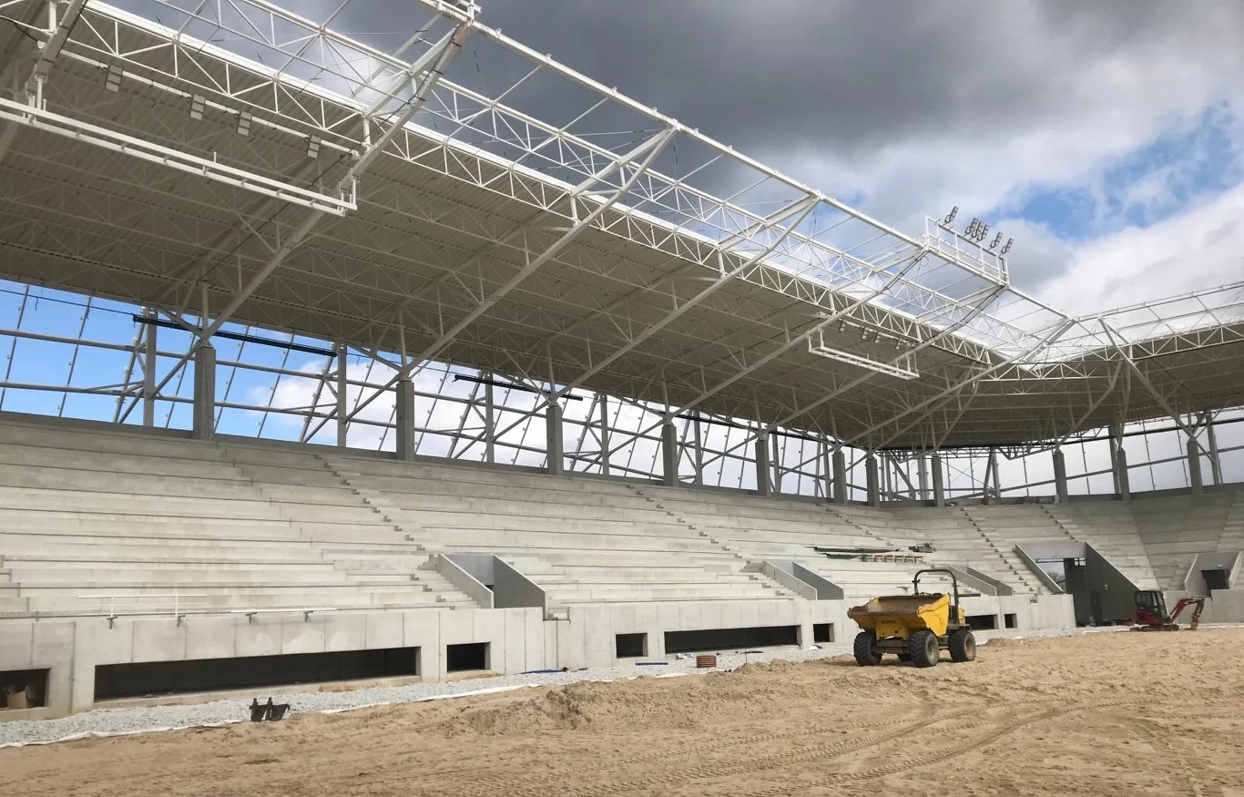 Budowa stadionu piłkarskiego w Opolu Budowa stadionu piłkarskiego w Opolu