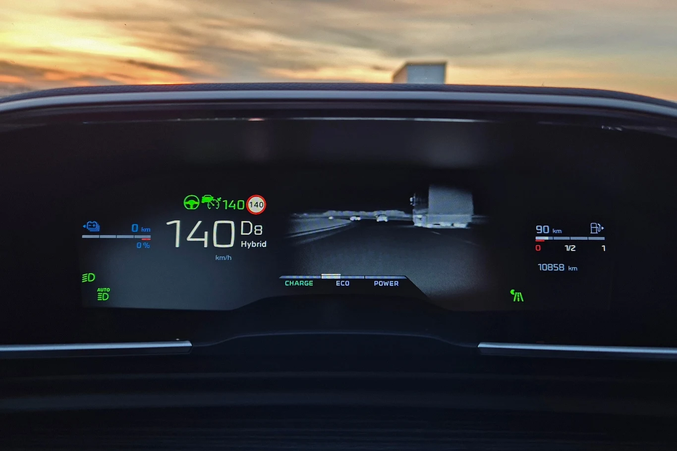 Jednym z wyróżników Peugeota 508 jest możliwość zamówienia systemu Night Vision