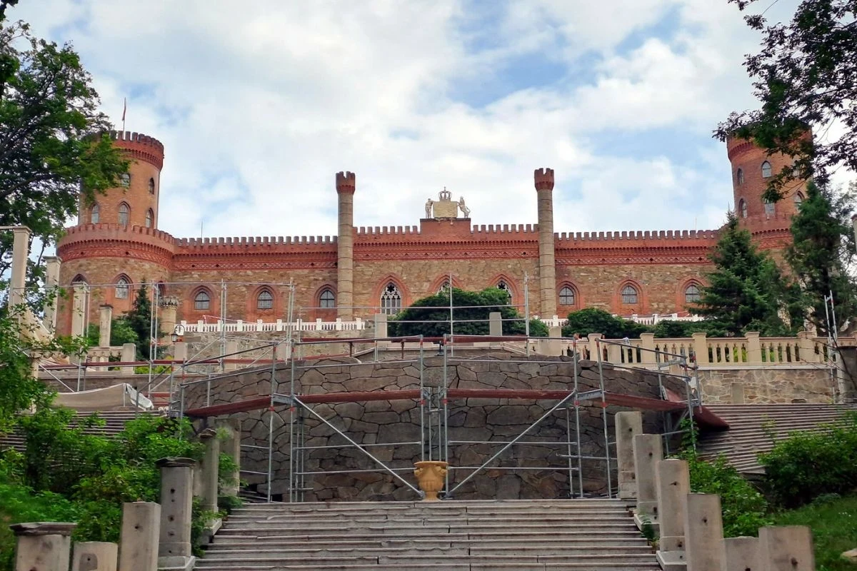 Zamek w Kamieńcu Ząbkowickim. Miejsce z wyjątkową duszą