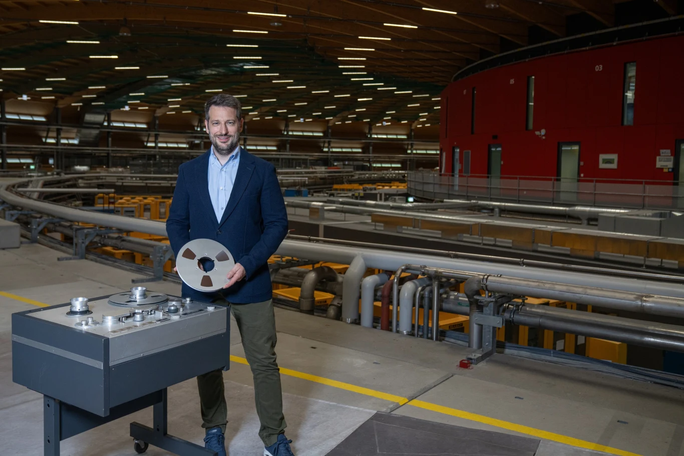 Badacze z Paul Scherrer Institut opracowują technikę ratowania historycznych taśm audio. Badacze z Paul Scherrer Institut opracowują technikę ratowania historycznych taśm audio.