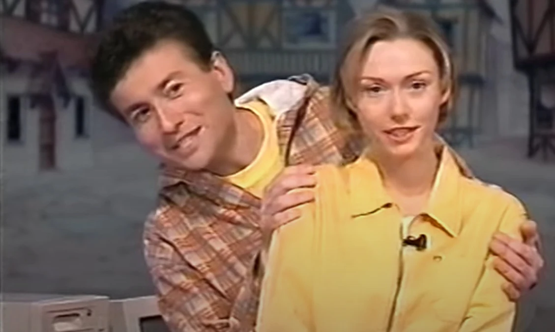 Fragment programu "Multimedialny Odlot" opublikowany w serwisie YouTube.com na kanale @Vaha Nara