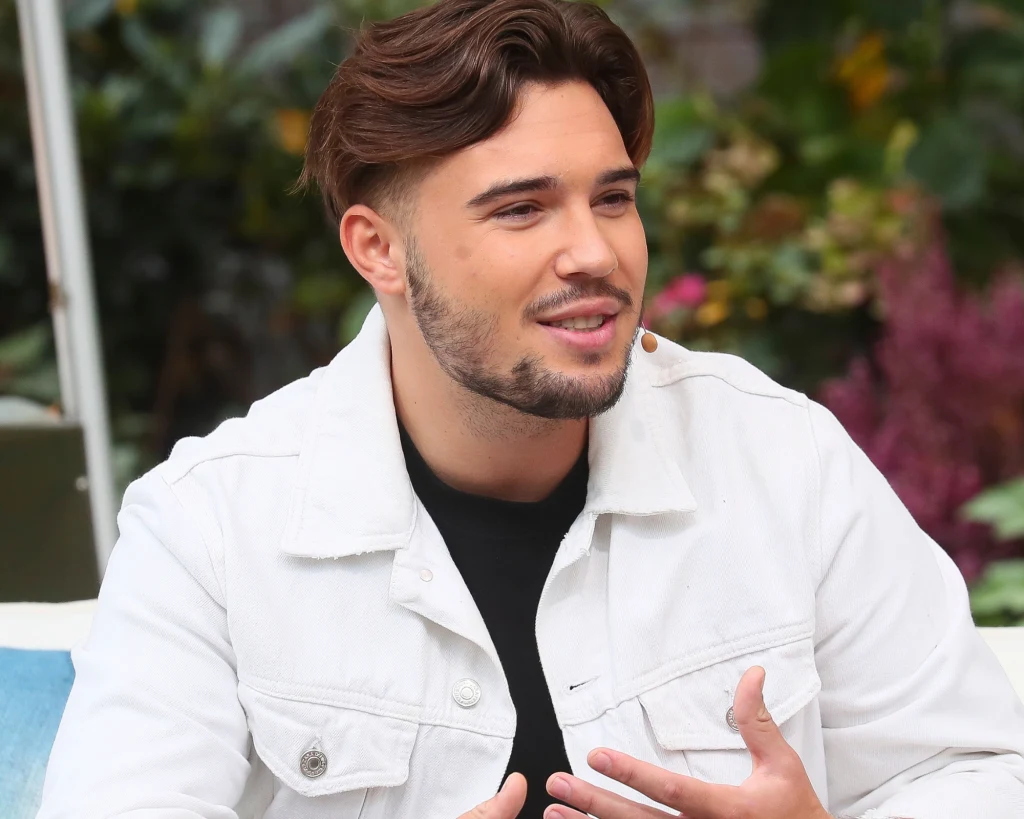 Leon Myszkowski mówi otwarcie o swoich finansach