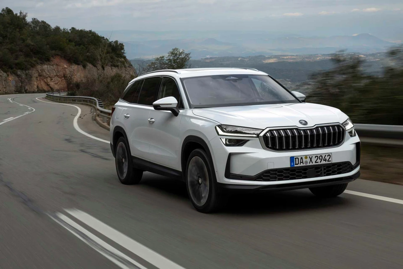 Największy SUV Skody jeszcze urósł - ma prawie 4,8 m długości