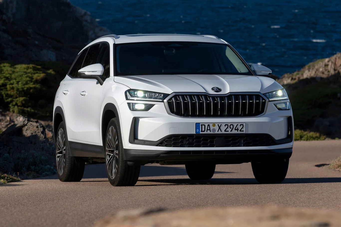 Odmiana PHEV faktycznie ma szansę przejechać 100 km na prądzie