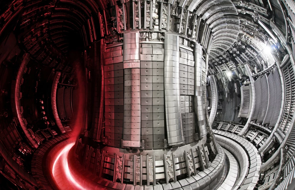 Joint European Torus - jedna z maszyn, gdzie prowadzone są eksperymenty związane z fuzją jądrową