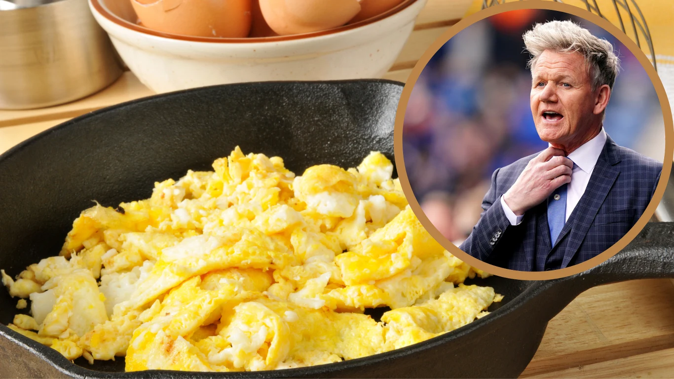 ​Jajecznica według Gordona Ramsaya. Wychodzi idealnie dzięki jednemu składnikowi