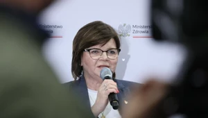 Minister Leszczyna tłumaczy, że podwyżki dla pielęgniarek będą już w lipcu. Na dalsze decyzje trzeba poczekać. 
