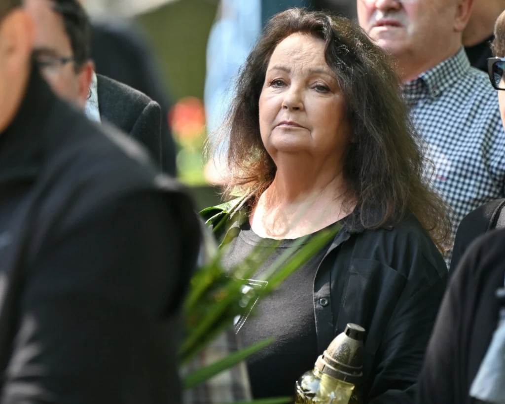 Anna Dymna na pogrzebie Mieczysława Grąbki Anna Dymna na pogrzebie Mieczysława Grąbki