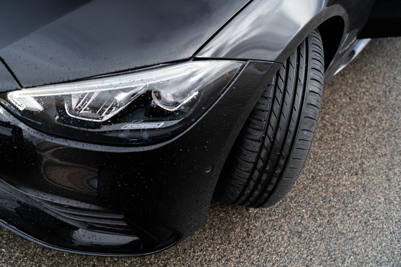 Fińskie nowości sprawdziliśmy za sterami cywilnych aut tj. Mercedes klasy C, Audi Q2 i Cupra Born