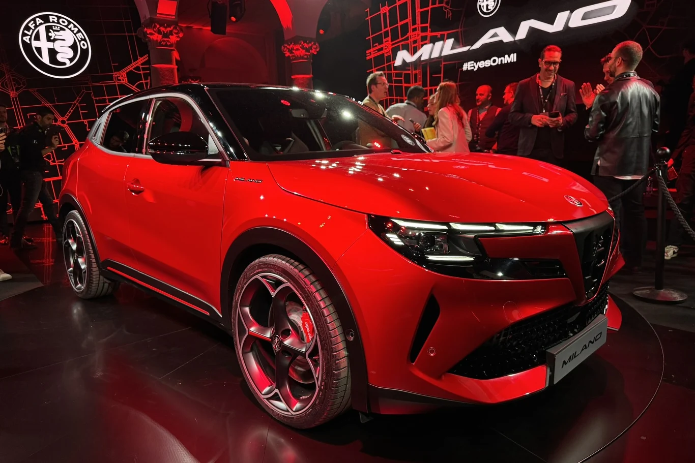 Alfa Romeo Milano (Junior) to najmniejszy model w gamie włoskiego producenta. Będzie produkowany w polskiej fabryce w Tychach. Alfa Romeo Milano (Junior) to najmniejszy model w gamie włoskiego producenta. Będzie produkowany w polskiej fabryce w Tychach.