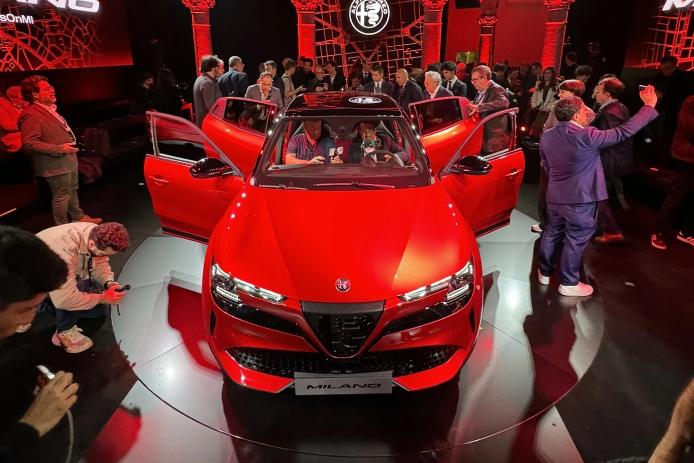 Alfa Romeo Milano (Junior) Alfa Romeo Milano (Junior)