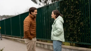 Martyna (Anna Głosek) podkochuje się w Tadku (Marcin Urbanke)
