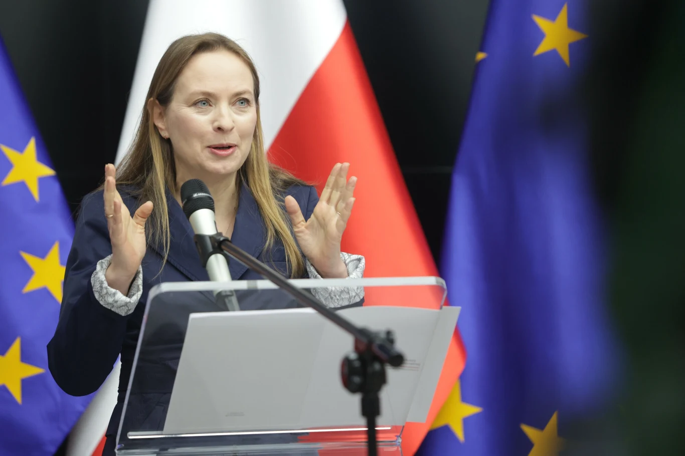 Minister funduszy i polityki regionalnej Katarzyna Pełczyńska-Nałęcz Minister funduszy i polityki regionalnej Katarzyna Pełczyńska-Nałęcz