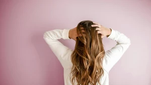 Olejowanie włosów rozjaśnianych - sprawdź co musisz wiedzieć