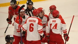 Aron Chmielewski (pierwszy od lewej)
