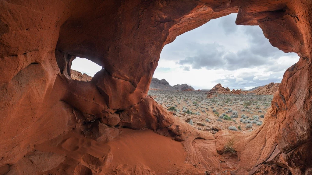 Redstone Dune Trail to natura w najpiękniejszym wydaniu. Niestety turyści postanowili ją zniszczyć