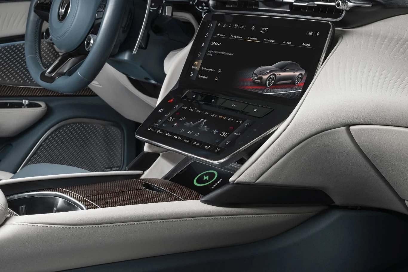 Do obsługi klimatyzacji służy znajdujący się pod ekranem multimediów wyświetlacz o przekątnej 8,8 cala.