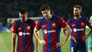 Czy w końcówce meczu FC Barcelona - PSG Robert Lewandowski powinien był np. podać do Ferrana Torresa, zamiast strzelać w stronę bramki rywali? Wielu kibiców nie ma ku temu żadnych wątpliwości...