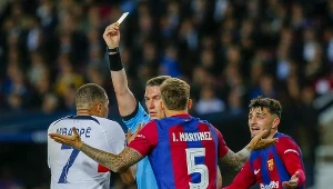 Sędziowanie w rewanżu z PSG wzbudziło oburzenie w Barcelonie