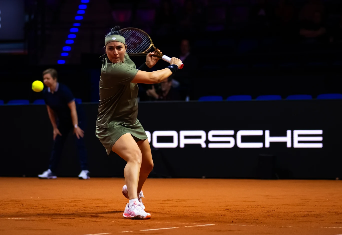 Ons Jabeur podczas meczu z Jekateriną Aleksandrową