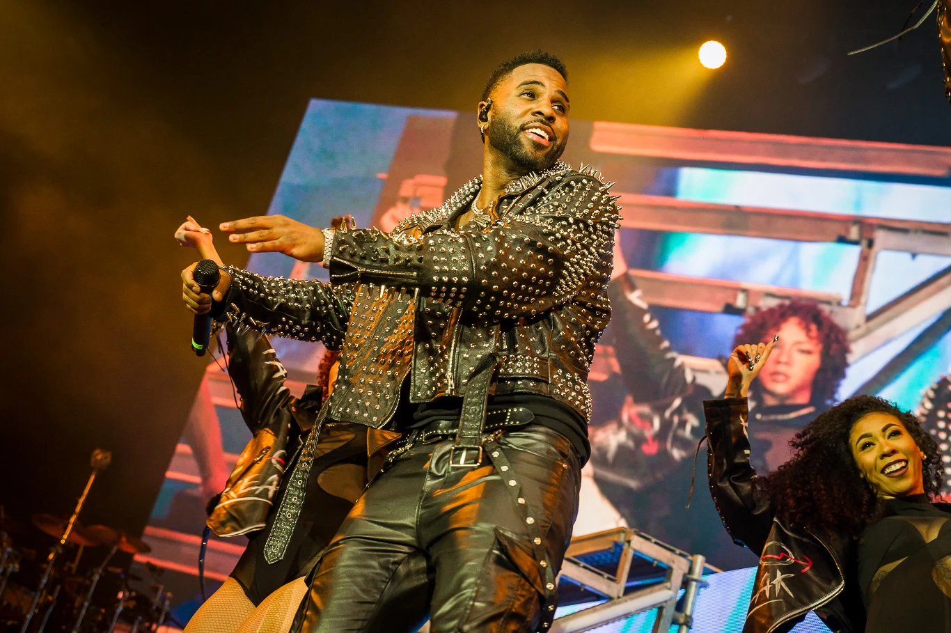 Jason Derulo podczas koncertu w Warszawie Jason Derulo podczas koncertu w Warszawie