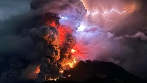 Wulkan z "Pierścienia Ognia" zagraża światu. Wyspa może zatonąć, tsunami