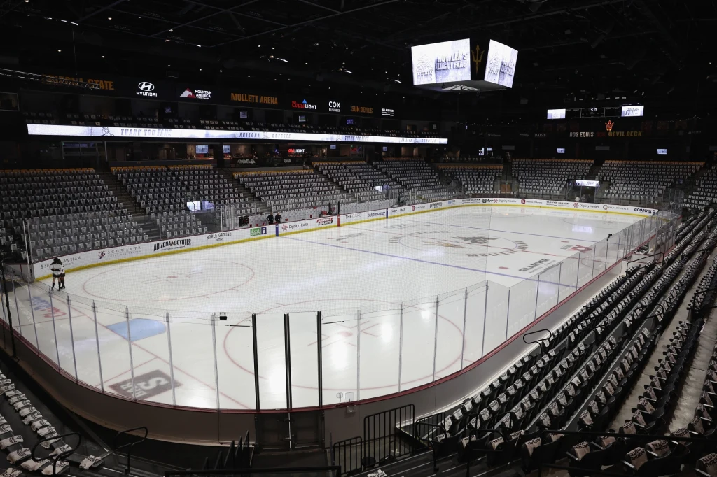 Mullett Arena ma tylko 5000 miejsc Mullett Arena ma tylko 5000 miejsc